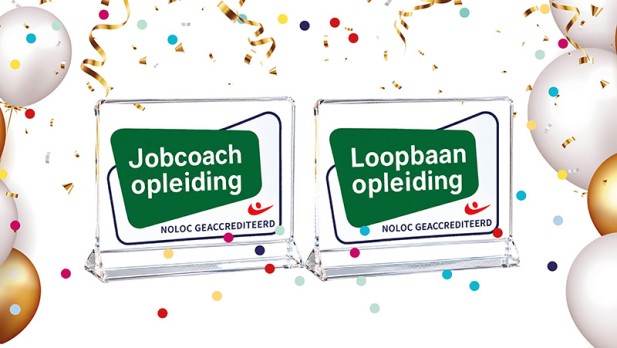 Feestelijke Noloc-accreditatiebadges met confetti